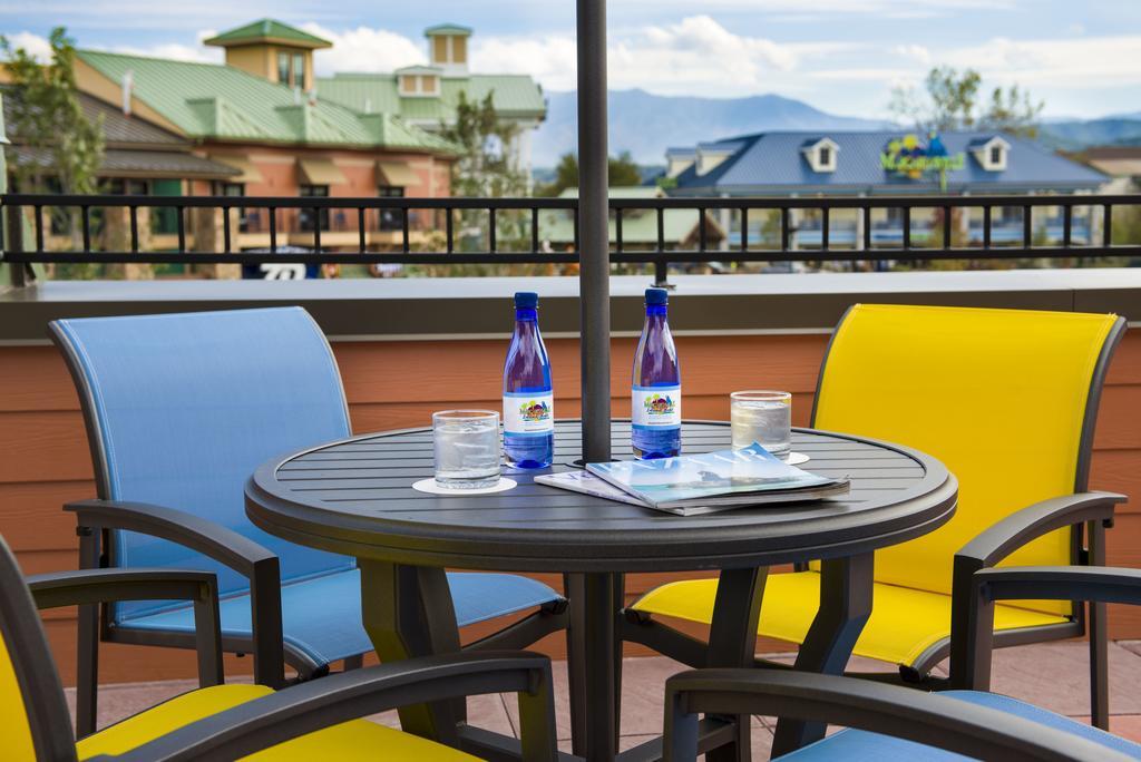 Margaritaville Island Hotel Pigeon Forge Exterior foto